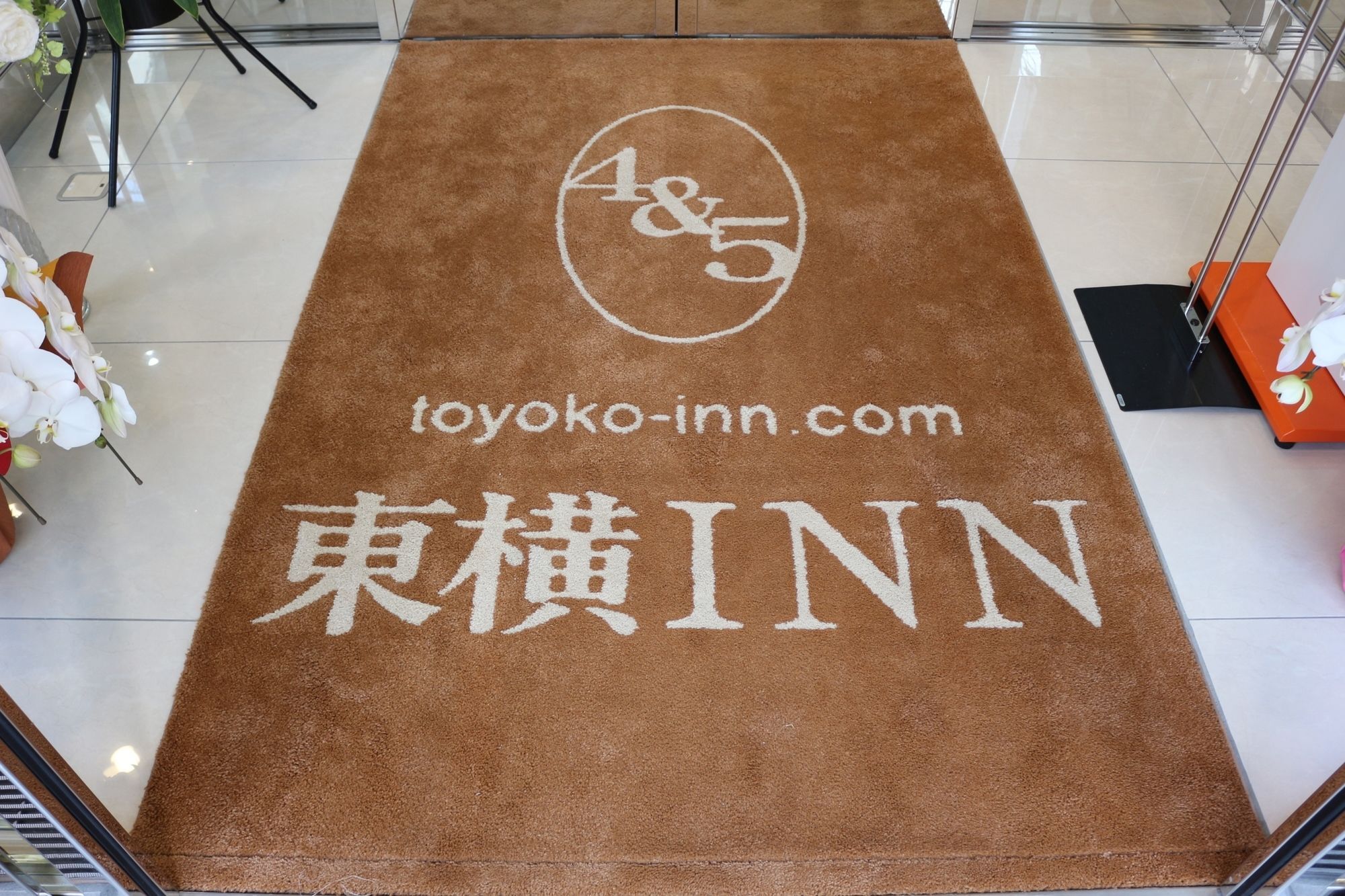 Toyoko Inn Tokyo Shinagawa-eki Takanawa-guchi Exterior foto